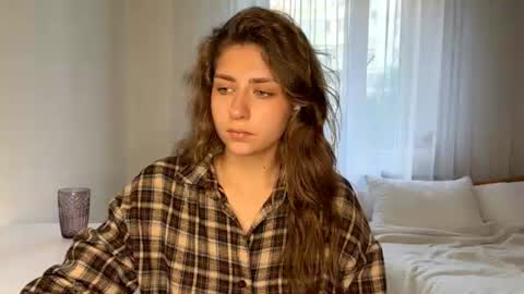 Bella online show from 07-28-26, 04:39