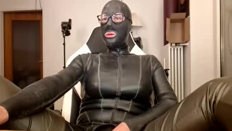 The sweetest toy online show from 01-05-26, 08:12