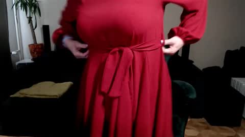 Snapshot of joannaandneighbour chatting on 03-19-26, 10:52 Joanna and Greg online show from 03-19-26, 10:52