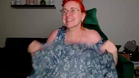 Joanna and Greg online show from 07-06-26, 03:03