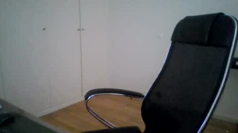 joaodias_18 online show from 07-06-26, 10:34