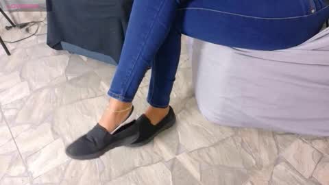 Jhulia online show from 02-13-26, 01:29