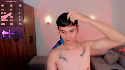 Snapshot of joe_jhonson chatting on 03-01-25, 03:27 joe jhonson online show from 03-01-25, 03:27