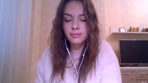 Jennifer online show from 12-20-25, 05:47