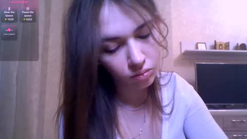 Jennifer online show from 03-12-26, 06:14