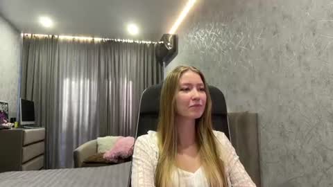 Joellysmy name is actually diana  online show from 07-15-26, 12:43