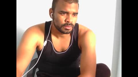 Snapshot of johan2222222222 chatting on 11-27-25, 01:57 johan2222222222 online show from 11-27-25, 01:57