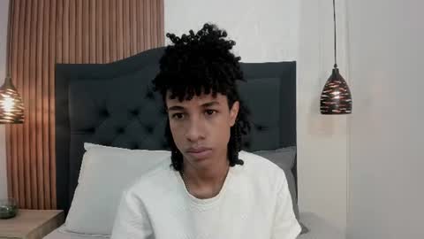 Snapshot of johan_gz_ chatting on 07-10-26, 11:35 Johan online show from 07-10-26, 11:35