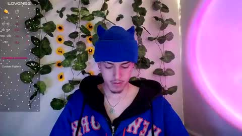 johan_parker222 online show from 09-22-25, 06:32