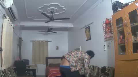 john_desihunk online show from 12-17-24, 12:43