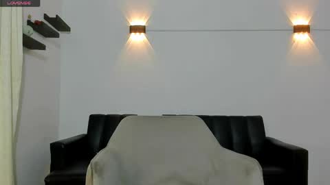 john_ssnow29 online show from 05-27-26, 12:13