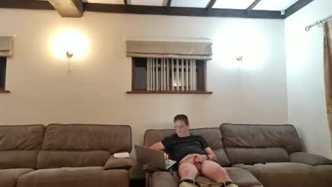 johnathan_stuart33 online show from 05-31-26, 10:55