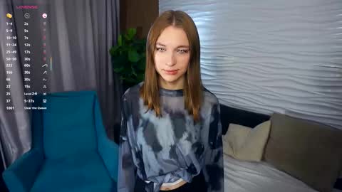 Snapshot of johnnietantum chatting on 11-10-25, 06:29 Rocio online show from 11-10-25, 06:29