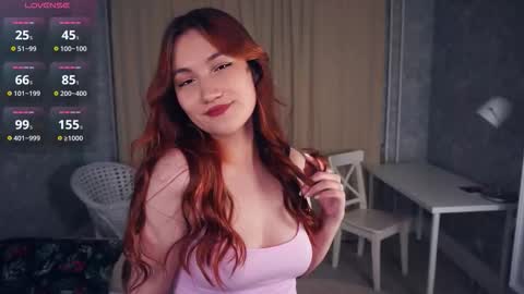 Snapshot of johnnietantum chatting on 11-27-25, 06:43 Rocio online show from 11-27-25, 06:43