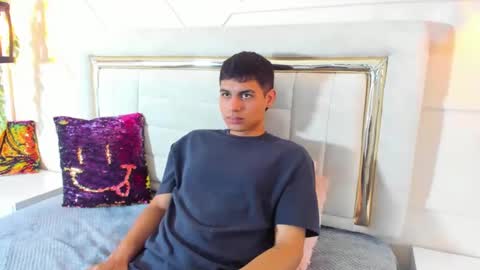 johnny_romano online show from 02-26-25, 08:54