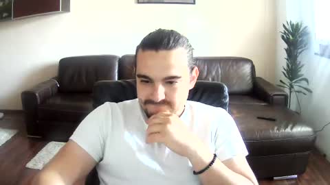 johnnybravovici online show from 07-05-26, 10:22
