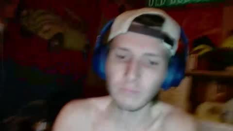 Snapshot of johstondude chatting on 03-25-26, 03:01 Johston online show from 03-25-26, 03:01