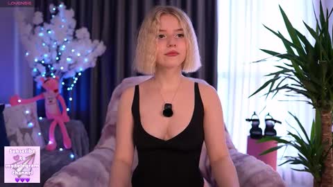 Paula online show from 12-15-25, 09:13