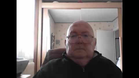 jojo60000529566 online show from 05-12-26, 06:21