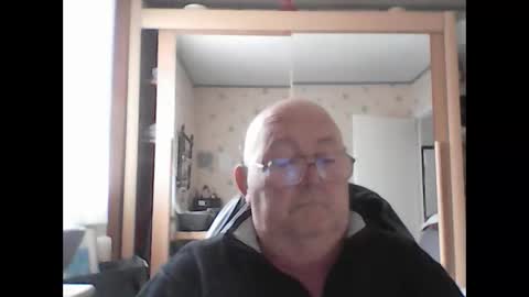 Snapshot of jojo60000529566 chatting on 06-08-26, 07:53 jojo60000529566 online show from 06-08-26, 07:53