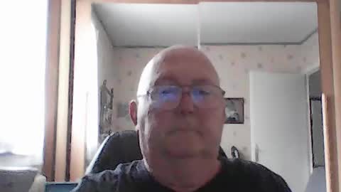 Snapshot of jojo60000529566 chatting on 06-17-26, 05:43 jojo60000529566 online show from 06-17-26, 05:43
