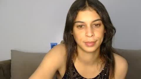 Snapshot of jokerharle1 chatting on 07-13-26, 12:13 ALICEARABIAN online show from 07-13-26, 12:13