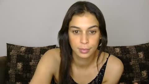 Snapshot of jokerharle1 chatting on 07-22-26, 11:51 ALICEARABIAN online show from 07-22-26, 11:51