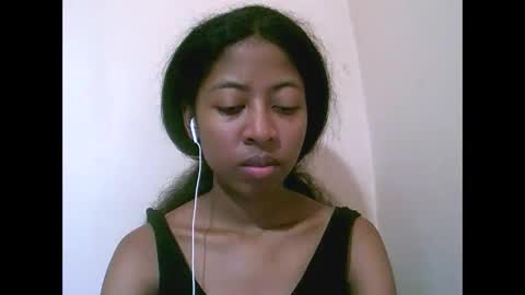 joliekah27 online show from 05-03-26, 09:59