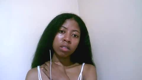 joliekah27 online show from 05-05-26, 10:07