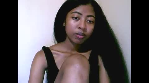 joliekah27 online show from 05-14-26, 07:37