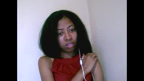 joliekah27 online show from 05-19-26, 08:15
