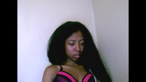 joliekah27 online show from 05-20-26, 08:26