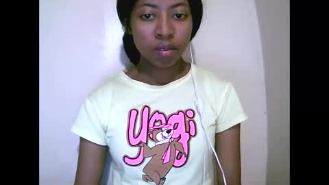joliekah27 online show from 05-27-26, 08:06