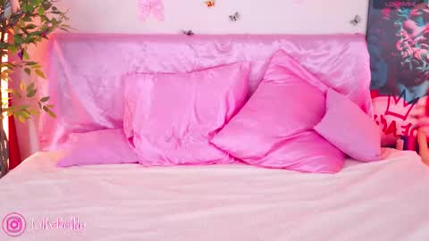 Belle online show from 03-23-26, 01:20