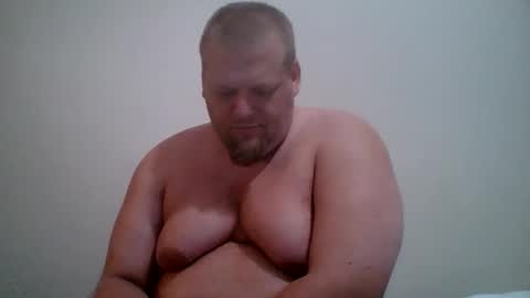 Snapshot of jon603nh chatting on 05-24-26, 01:21 jon603nh online show from 05-24-26, 01:21