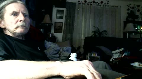 Jonelvis123456 online show from 04-16-26, 08:48