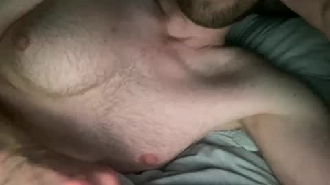 Snapshot of jonn921 chatting on 06-25-26, 07:13 jonn921 online show from 06-25-26, 07:13