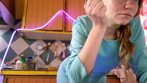 Jony Marta GMT 2000-0100 every day online show from 11-08-25, 03:01