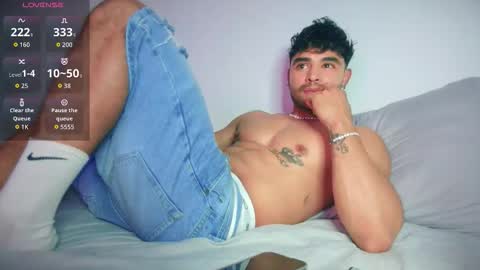 Snapshot of jordanrossie chatting on 02-15-26, 01:02 JordanRossie online show from 02-15-26, 01:02