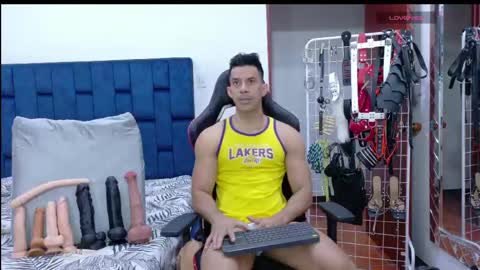 jose_rumbero91 online show from 05-04-26, 04:41