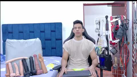 jose_rumbero91 online show from 05-06-26, 11:59