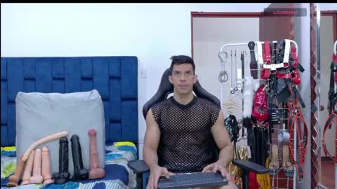 jose_rumbero91 online show from 05-20-26, 11:49