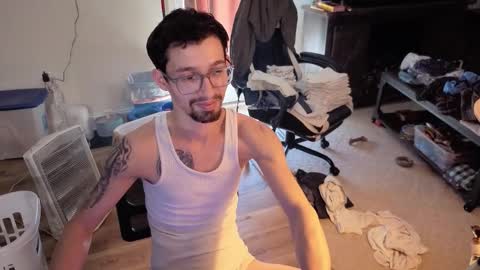 Snapshot of josefturner1 chatting on 03-12-26, 08:26 Josef online show from 03-12-26, 08:26