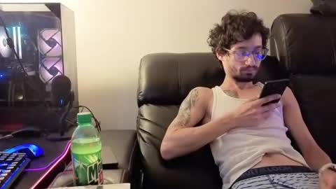 Josef online show from 06-19-26, 01:32