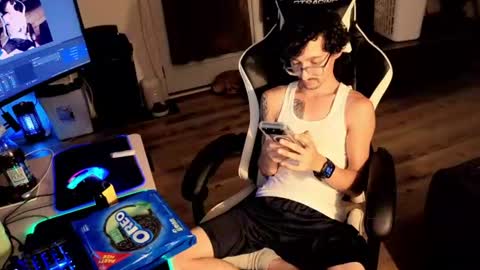 Josef online show from 07-12-26, 04:14