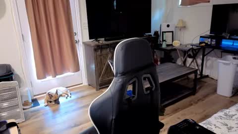 Josef online show from 07-16-26, 06:47