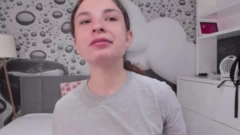 Josephine online show from 04-23-26, 12:26