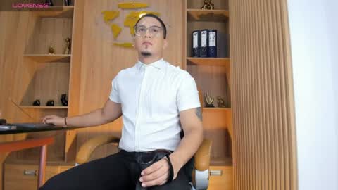 joshmiller___ online show from 06-27-26, 11:37
