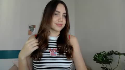 Snapshot of joyandlove chatting on 06-09-26, 05:02 Ti online show from 06-09-26, 05:02