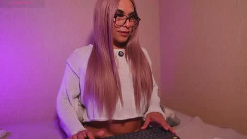 Danae online show from 05-16-26, 12:07